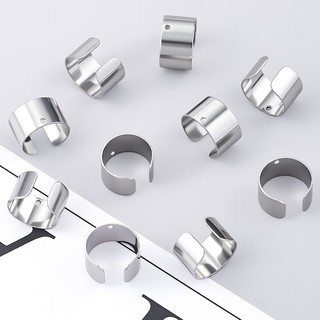 Thắt lưng thép không gỉ handmade với thiết kế lỗ tai kẹp, phù hợp cho người chưa xỏ khuyên