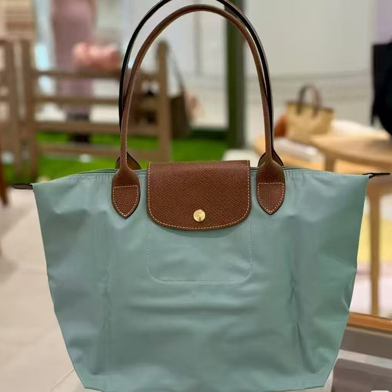 War Horse Túi đeo vai đơn màu mới dành cho nữ Túi Tote Nylon Celadon