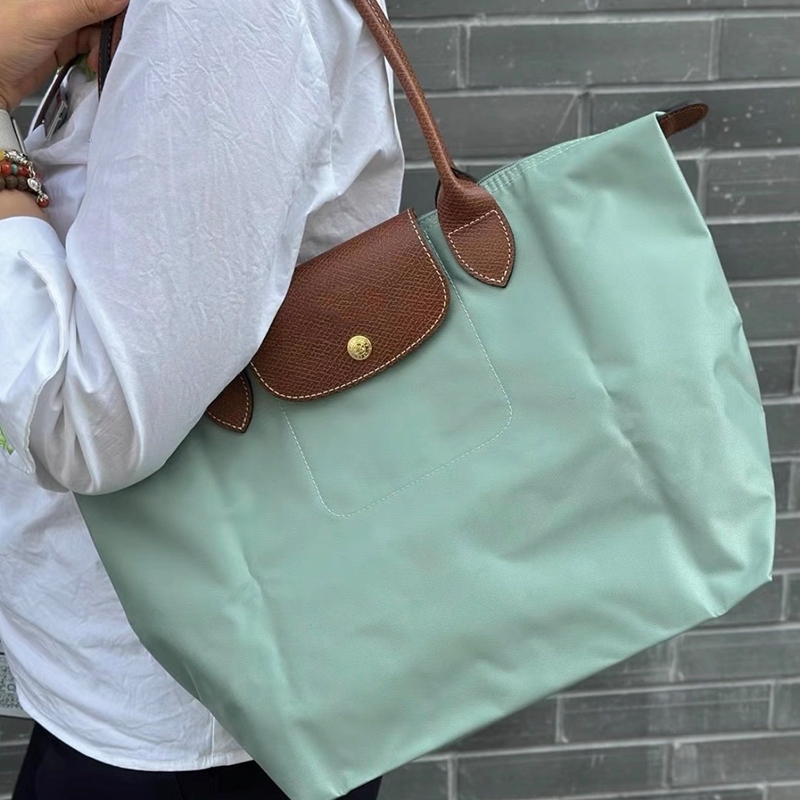 War Horse Túi đeo vai đơn màu mới dành cho nữ Túi Tote Nylon Celadon