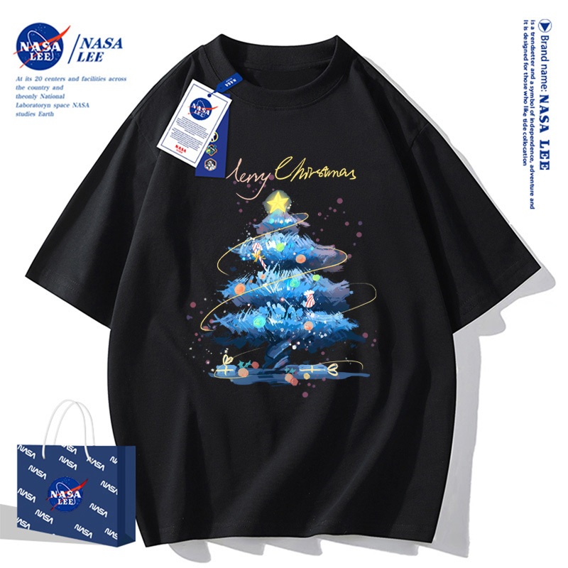 Áo thun cotton ngắn tay hợp tác với NASA - In hình cây thông Noel dưới bầu trời sao 2025