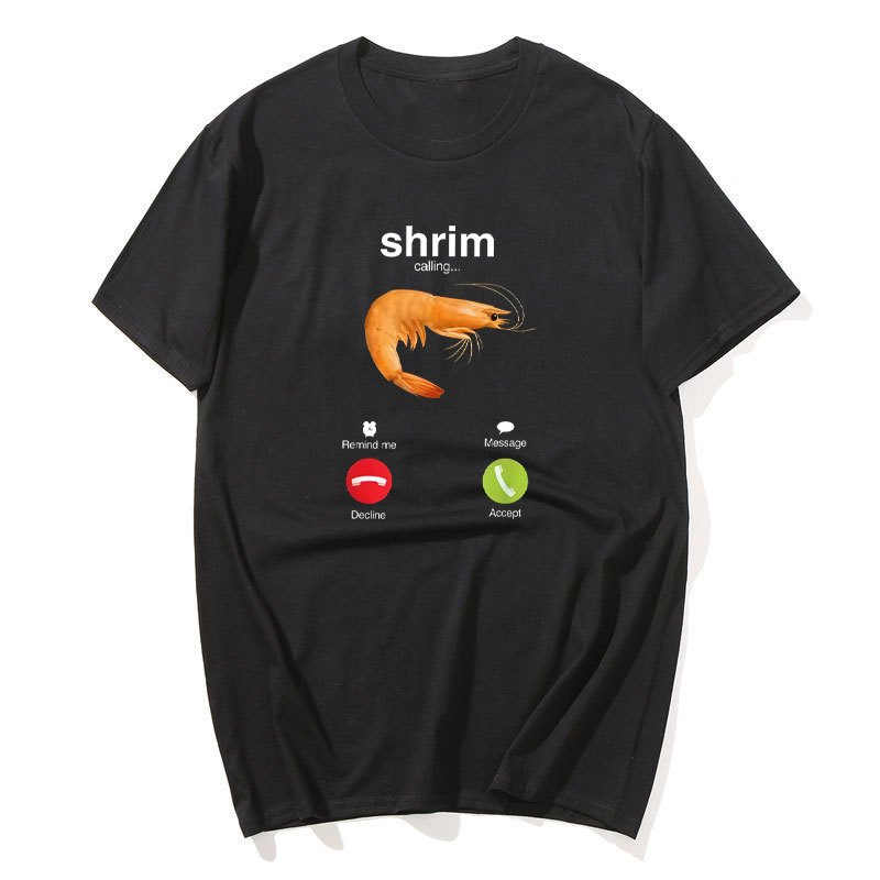 Áo thun nam tay ngắn ngộ nghĩnh với hình ảnh meme tôm, phù hợp dạo phố và có form slim vừa vặn.
