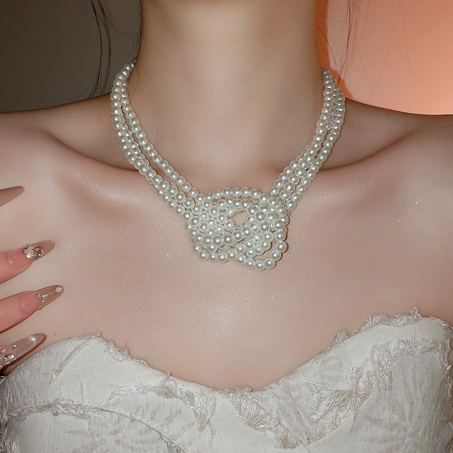 Vòng cổ thắt nút với đính cườm thủy tinh, kiểu Pháp cổ điển, ba lớp - Sang trọng và hiện đại