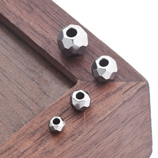 Trang sức hạt thép không gỉ DIY - Bền màu với hạt rải rác