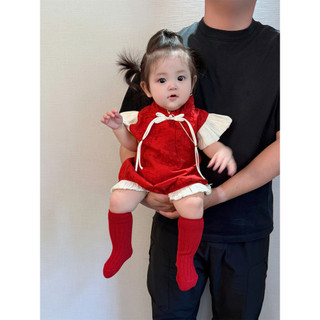 Áo liền quần Qipao Trung Quốc màu đỏ cho bé gái sơ sinh - Onesie tay xù mềm mại mượt có thắt nút chi tiết cho các dịp lễ hội (0-24M)