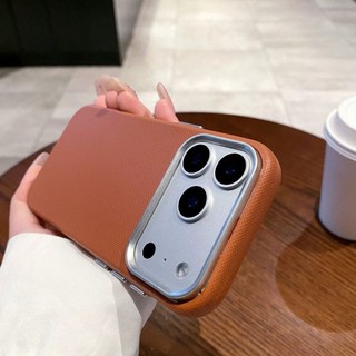 Phong Cách Kinh Doanh Họa Tiết Sợi Carbon Ống Kính Kim Loại Màu Đen Ốp Lưng Điện Thoại iPhone 17Promax 17Pro 16Promax 11 12 13 14 15 Pro Max 14Plus Vỏ Điện Thoại Chống Sốc Nam