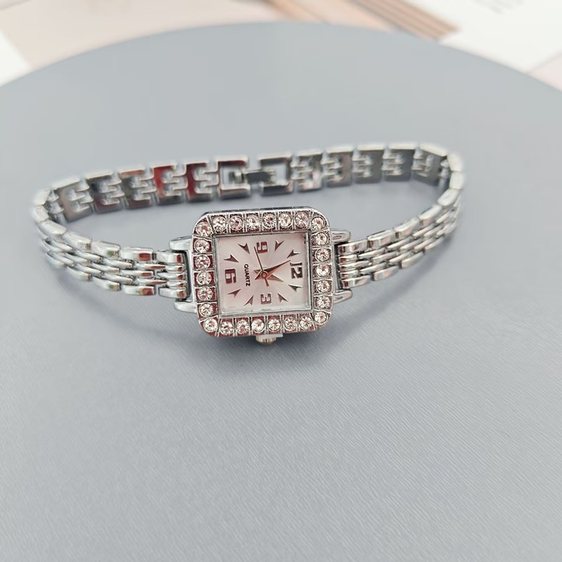 Mới Nữ Ánh Sáng Sang Trọng Vuông La Mã Mặt Số Nữ Phong Cách Retro Đồng Hồ Quà Tặng Tốt Nhất Lựa Chọn