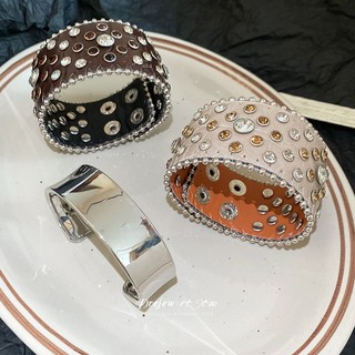 Vòng đeo tay nữ bằng da đính pha lê đa sắc, xu hướng retro - Quà tặng thời trang