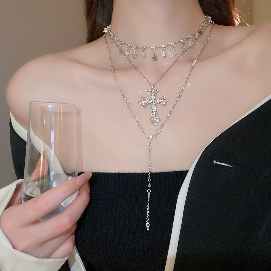 Vòng cổ chữ thập nhiều lớp dành cho nữ, Dây chuyền nhiều lớp cổ điển hợp thời trang với Mặt dây chuyền chữ thập & mặt dây chuyền hình ngôi sao Dainty, Phụ kiện tuyên bố trang sức thời trang