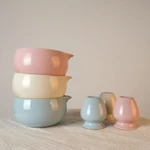 Bộ trà Matcha màu Macaron Nhật Bản 4 chiếc - Bát có vòi bằng gốm, Chân đế Hyakuhon, Chân đế Chasen, Dụng cụ trà đạo phong cách bài hát — ảnh 1