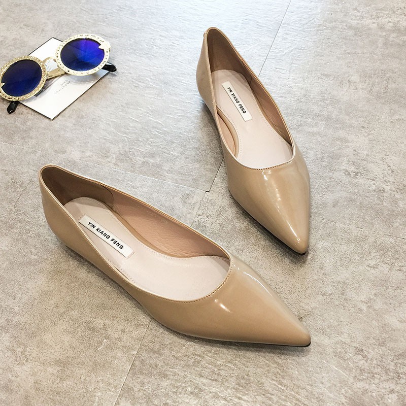 Size Lớn Giày Đế Bằng Nữ Size Lớn 46 Size 45 Size 44 Clear Stock QIUJING2025