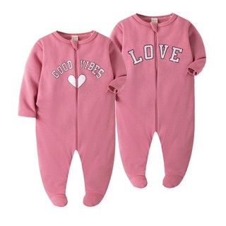 Áo liền quần có khóa kéo mùa đông cho bé gái - Onesie chân in hình trái tim mềm mại mượt "Good Vibes", Bộ áo liền quần ấm áp cho bé gái mới biết đi có thiết kế dây kéo, Quần áo bé gái sơ sinh