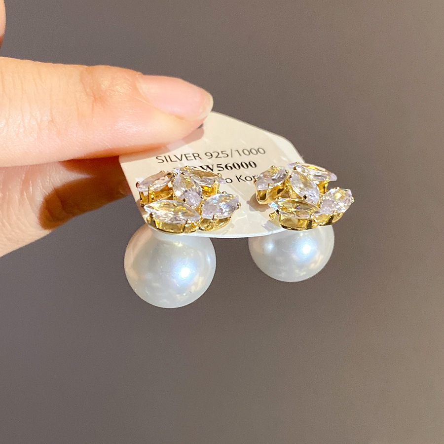 Bông tai ngọc trai và cubic zirconia màu vàng, phong cách sang trọng cho tiệc cưới và hàng ngày
