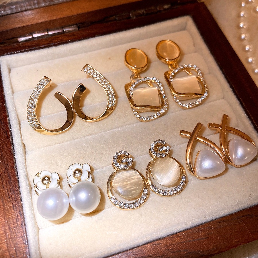 Trang sức thời trang 10 món ngọc trai vàng với kim cương giả và mắt mèo - Dành cho mỗi ngày