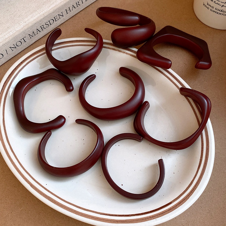Bộ vòng tay mở không đều màu burgundy độc đáo, phụ kiện thời trang retro dành cho nữ