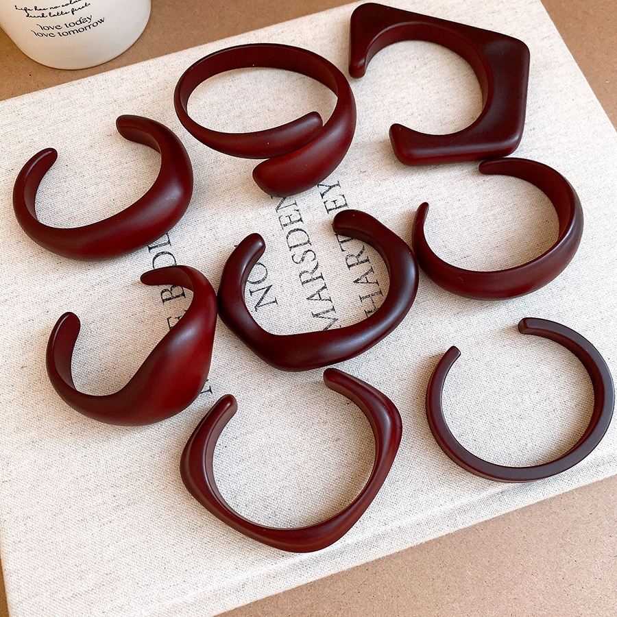 Bộ vòng tay mở không đều màu burgundy độc đáo, phụ kiện thời trang retro dành cho nữ