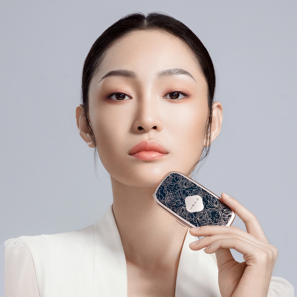 Florasis ( Hoa Tây Tử)  Bảng Che Khuyết Điểm Tam Hoa Triple Petal – Tạo Khối, Làm Sáng, Che Quầng Thâm & Đốm Nâu