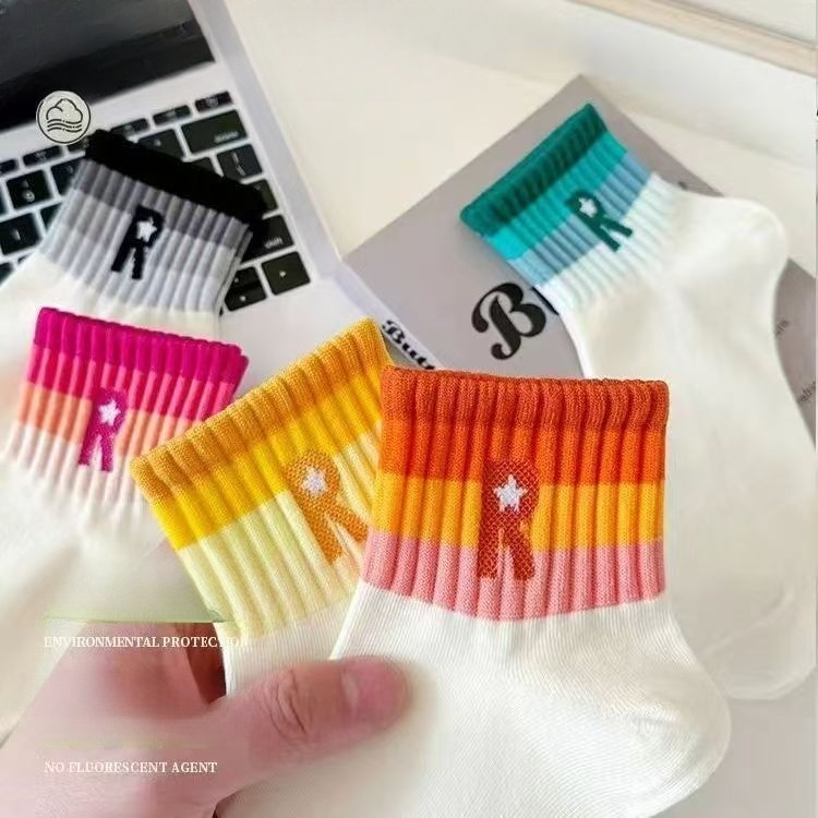 Tất thể thao thời trang thể thao phong cách Nhật Bản đầy màu sắc