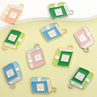 10 Chiếc 3 Màu Nhỏ Giọt Hợp Kim Dầu Dễ Thương Sách Quyến Rũ, Từ Điển Nhiều Màu Sắc Mặt Dây Chuyền Cho DIY Vòng Cổ Móc Khóa Trâm Đánh Dấu Trang Và Nhiều Đồ Trang Trí Dây Xích Sáng Tạo Hơn - Quà Tặng Lý Tưởng Cho Học Sinh