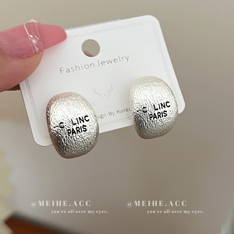 Bông tai kim loại phong cách mới, style Hàn Quốc, phù hợp hàng ngày