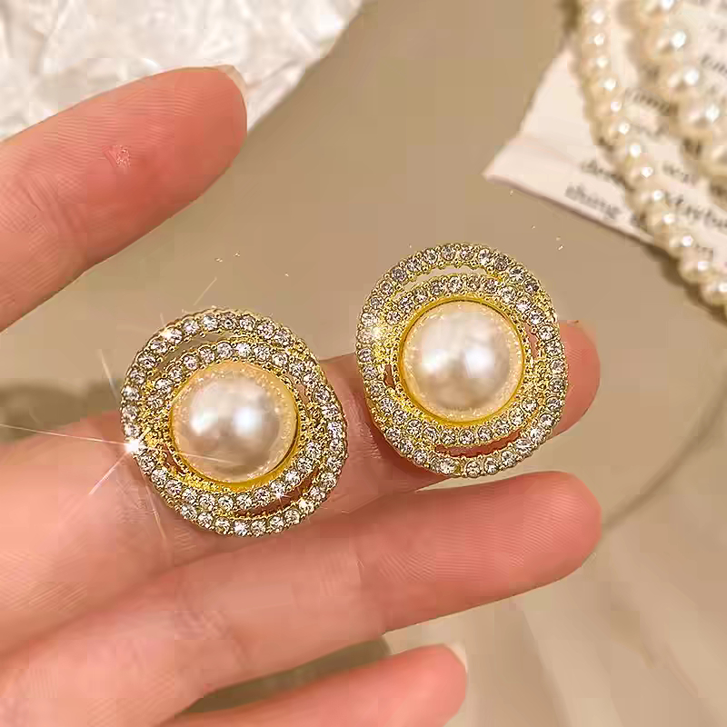 Bông tai cổ điển sang trọng, nhẹ và hợp thời trang