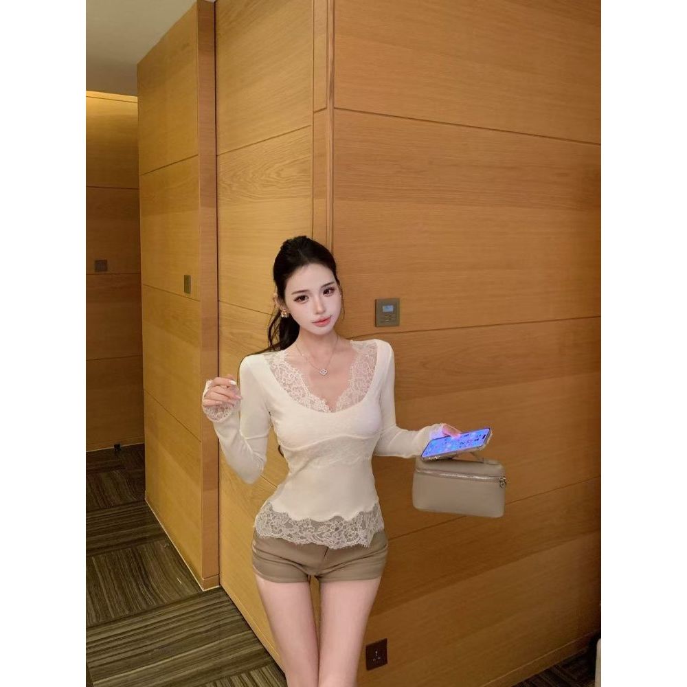 【Hàng giao ngay】Áo len nữ phong cách Hàn Quốc, ren màu apricot, cổ chữ V dài tay, phù hợp thu đông