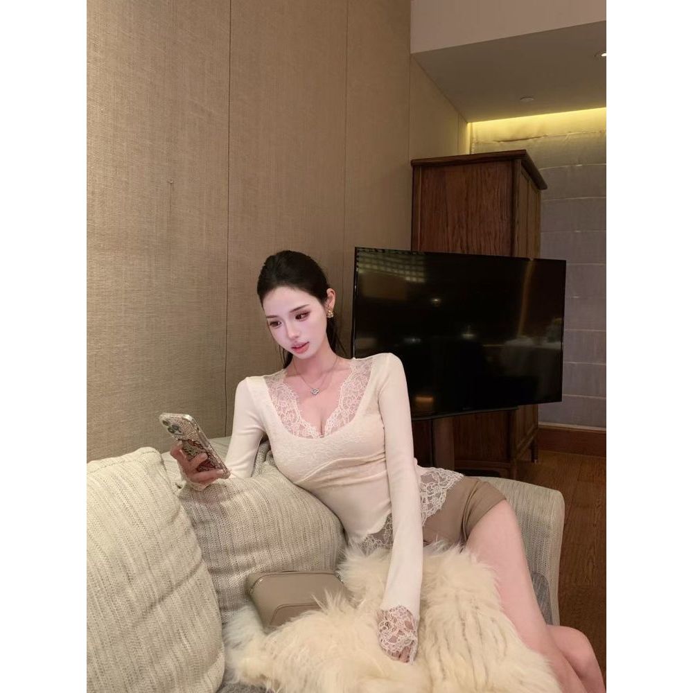 【Hàng giao ngay】Áo len nữ phong cách Hàn Quốc, ren màu apricot, cổ chữ V dài tay, phù hợp thu đông