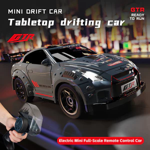 1: 64 Mini GTR RC Drift Car 2.4GHz Máy Tính Để Bàn Điều Khiển Từ Xa Đua Xe Đồ Chơi Xe Có Điều Khiển Ánh Sáng & Tốc Độ