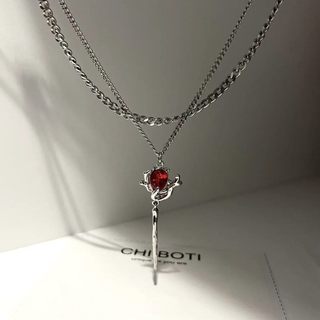 Vòng cổ hoa hồng ánh sáng sang trọng màu đen tối, thiết kế ngọt mát