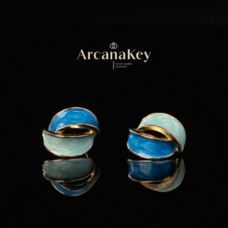 Bông tai tráng men màu cong tông màu xanh tăng cường trắng, phong cách nghệ thuật cổ điển [ArcanaKey]