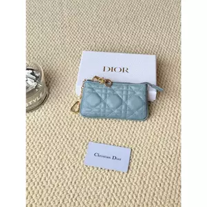 Chuẩn bị gửi hàng du lịch, hành lý, phụ kiện du lịch, túi đựng đồ du lịch S0972