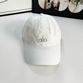 Mũ bóng chày thoáng khí mùa hè với logo kim loại, phù hợp cho nam và nữ