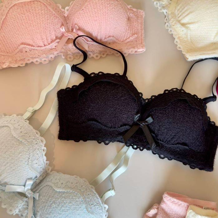 Bộ đồ lót nữ quây ren kiểu Pháp Áo ngực nhỏ gợi cảm Push Up Bra