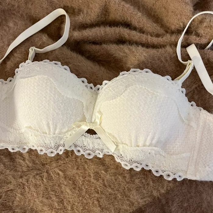 Bộ đồ lót nữ quây ren kiểu Pháp Áo ngực nhỏ gợi cảm Push Up Bra
