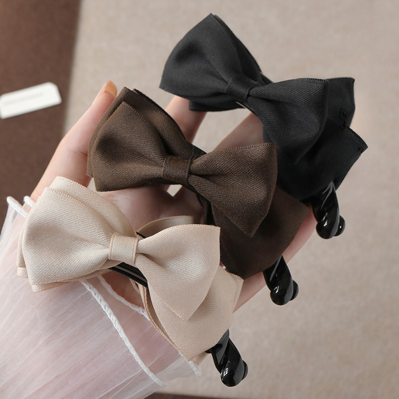 Thời Trang Kẹp Tóc Đuôi Ngựa Có Màu Và Họa Tiết Độc Đáo Như Nơ Chuối, Phù Hợp Cho Nữ