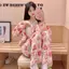 Bộ đồ ngủ mùa hè mỏng mát – Áo ngắn tay + quần short, chất liệu cao cấp, bán chạy nhất. Phong cách ngọt ngào, dễ thương. Đồ mặc nhà cho nàng yêu thích sự tinh tế.