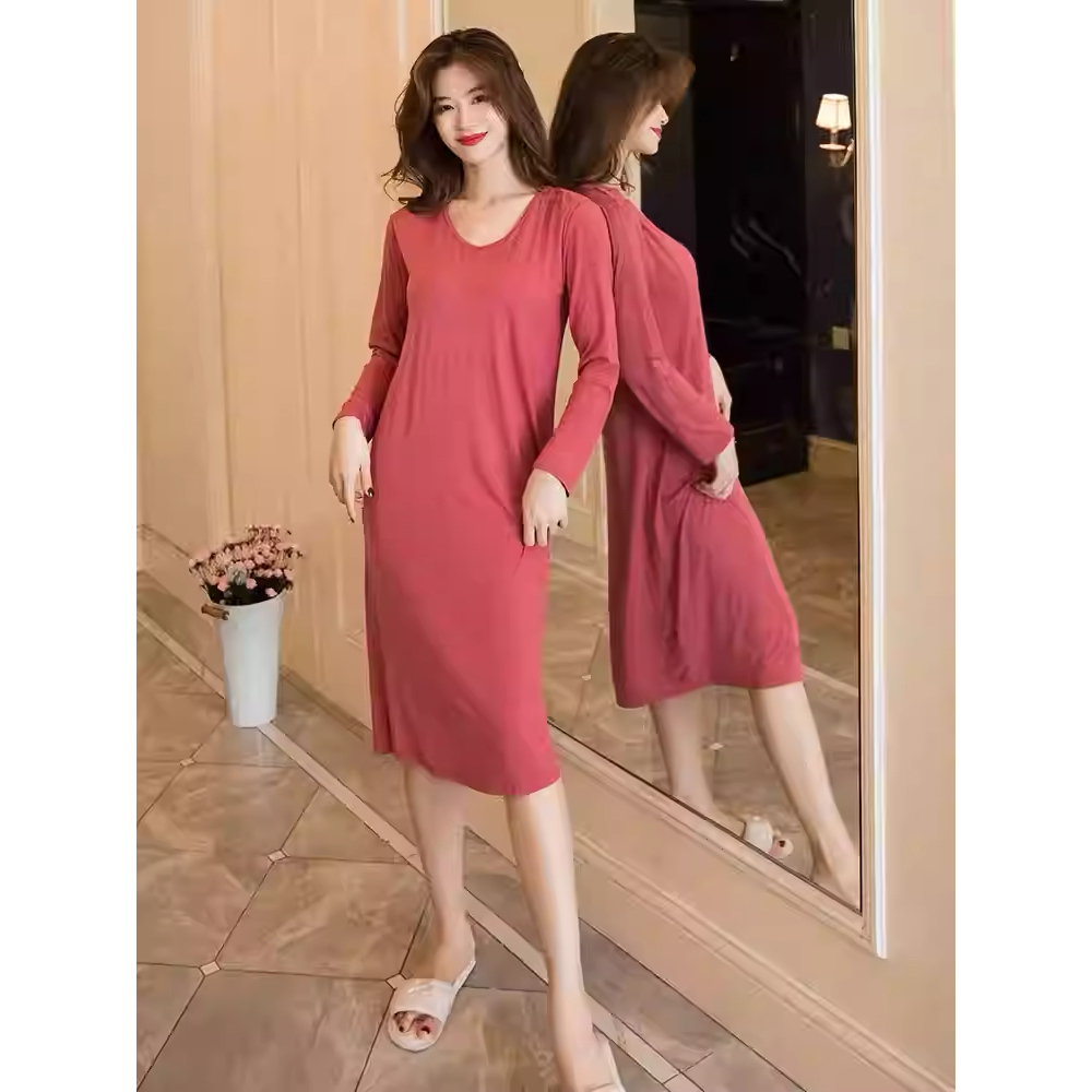 Áo Ngủ Dài Tay Chấm Gót, Có Miếng Lót Ngực - Chất Liệu Mềm Mại, Ôm Body Phong Cách Quyến Rũ Cho Mùa Thu Đông
