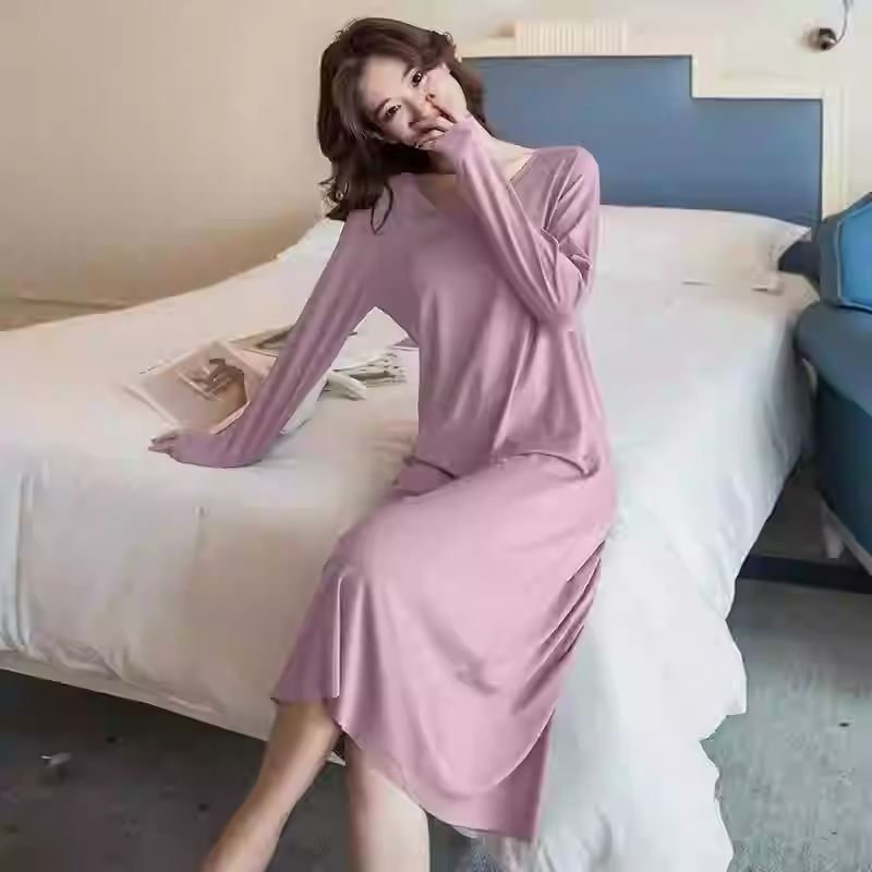 Áo Ngủ Dài Tay Chấm Gót, Có Miếng Lót Ngực - Chất Liệu Mềm Mại, Ôm Body Phong Cách Quyến Rũ Cho Mùa Thu Đông