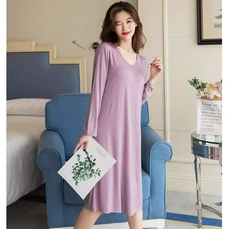 Áo Ngủ Dài Tay Chấm Gót, Có Miếng Lót Ngực - Chất Liệu Mềm Mại, Ôm Body Phong Cách Quyến Rũ Cho Mùa Thu Đông