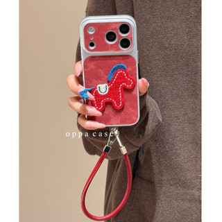 Giống như 17Pro Ống Kính Đan Ngựa Mạ Họa Tiết Lụa Da Wrsit Dây Đeo Ốp Điện Thoại Cho iPhone 17Promax 14 15 16 Pro Max 13 Vỏ Di Động Nữ Chống Sốc