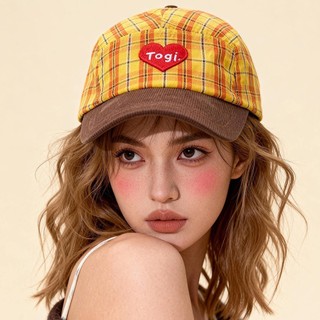 Mũ vải nhung và mũ bóng chày phong cách Hàn Quốc có họa tiết caro cổ điển và hình trái tim, phù hợp cho nữ