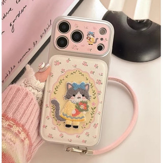 Hàn Quốc Hoạt Hình Dễ Thương Thêu Mèo Hồng Hoa Da Wrsit Dây Đeo Ốp Lưng Điện Thoại Cho iPhone 17Promax 17Pro 14 15 16 Pro Max 13 Chống Sốc Bảo Vệ Toàn Diện Vỏ Di Động
