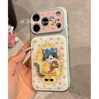 Hàn Quốc Hoạt Hình Dễ Thương Thêu Mèo Hồng Hoa Da Wrsit Dây Đeo Ốp Lưng Điện Thoại Cho iPhone 17Promax 17Pro 14 15 16 Pro Max 13 Chống Sốc Bảo Vệ Toàn Diện Vỏ Di Động