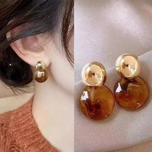 Bông tai thời trang theo xu hướng Hàn Quốc 2026