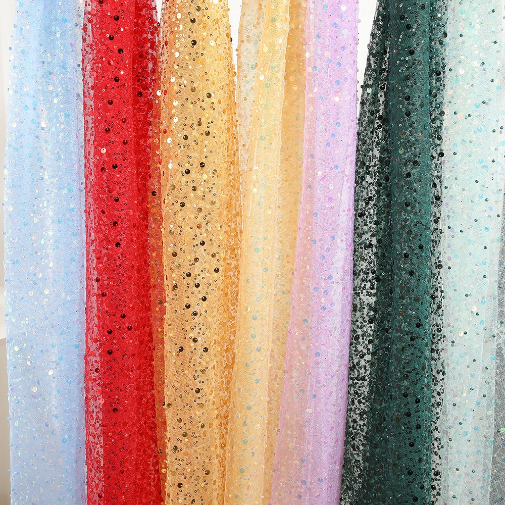 Váy Cưới Sequin với Hạt Bọt và Ren Thêu - DIY Thời Trang