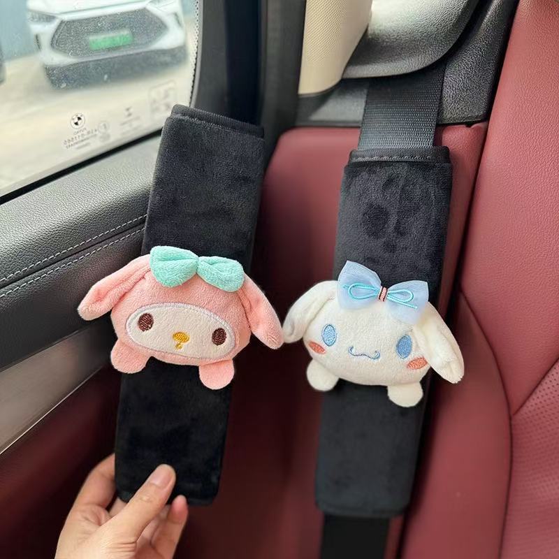 Miếng đệm vai dây an toàn ô tô Sanrio thiết kế hoạt hình sáng tạo miếng đệm vai trang trí dễ thương phù hợp cho bé gái sử dụng làm quà tặng cho bạn gái