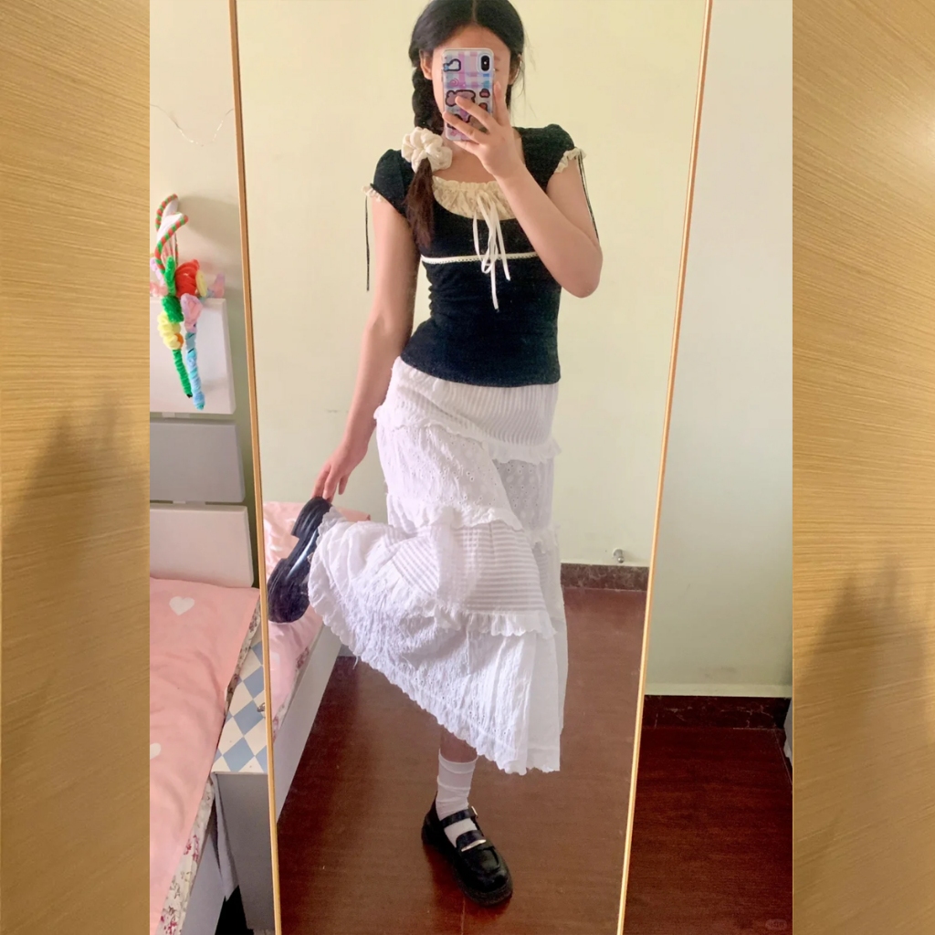 Áo thun croptop cổ vuông tay ngắn phối ren phong cách cổ điển thời trang cho nữ