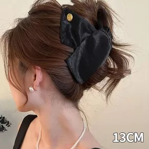Tóc giả satin kẹp lưng phù hợp mọi khuôn mặt