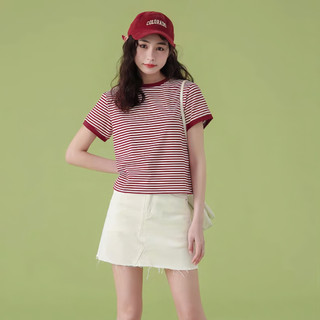 Áo thun croptop sọc đỏ trắng, dáng rộng vừa vặn, phù hợp dạo phố mùa hè