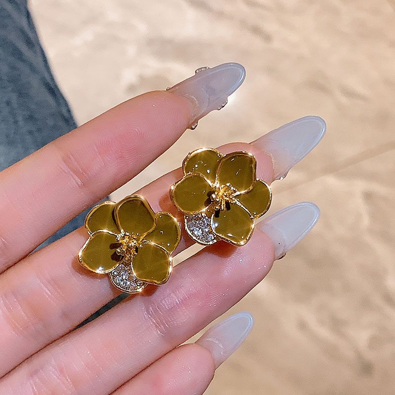 Trang sức mới năm 2026: Kiểu dáng Hàn Quốc, Earings thời thượng cho phái nữ