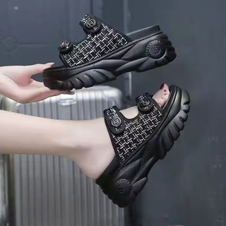 Dép Thơm Phong Cách Mới Phong Cách Thời Trang Mùa Hè 2025 Đế Dày Cao Cấp Phù Hợp Với Magic Giày Sandal Đi Biển Thường Ngày